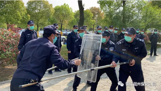 打造保安專業(yè)隊(duì)伍，提高反恐實(shí)操能力——潤(rùn)州保安公司組織開展鎮(zhèn)江市中西醫(yī)結(jié)合醫(yī)院“反恐防爆”演練
