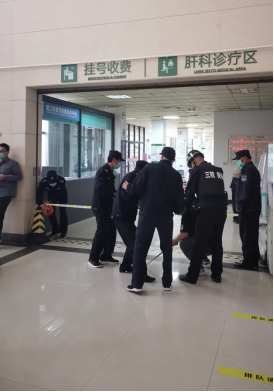 練本領(lǐng) 筑防線(xiàn)—潤(rùn)州保安公司組織鎮(zhèn)江市第三人民醫(yī)院保安隊(duì)進(jìn)行反恐防暴技能培訓(xùn)